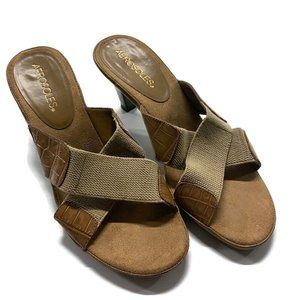 Aerosoles Women's Sandals Slip On Small 2.5" Heel Brown Beige Size 7